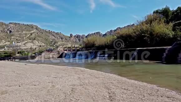 西班牙穆尔西亚地区Abaran小镇的Fishway视频的预览图