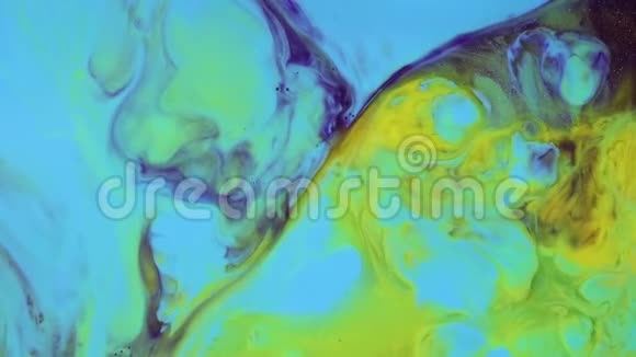 流动艺术具有流动效果的抽象亚克力纹理奇特的流体表面绘制抽象背景画面视频的预览图