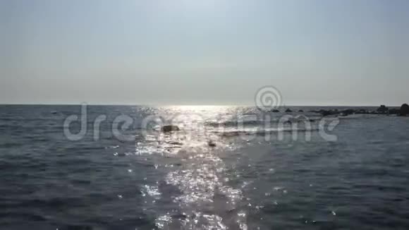 夏季主题海洋海岸背景片段视频的预览图