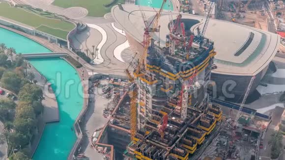 阿拉伯联合酋长国迪拜城市航空时代新现代摩天大楼的建造视频的预览图