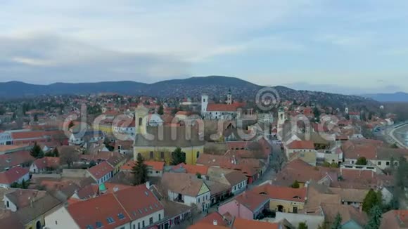 欧洲匈牙利Szentendre航空城市景观视频的预览图