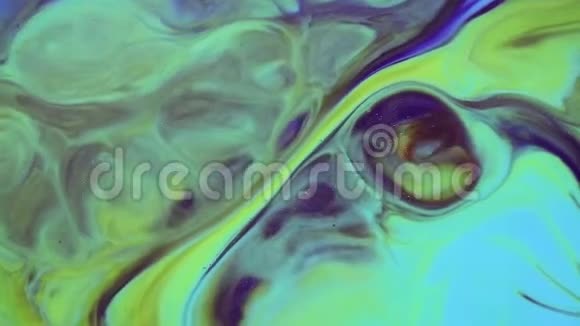 现代流体艺术品带有彩色波浪的抽象纹理色彩斑斓的背景艺术五颜六色的液体带有现代色彩视频的预览图