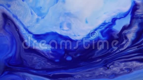 流体艺术丙烯酸纹理用液体波抽象绘制具有流体效应的现代艺术品彩色液体运动视频的预览图