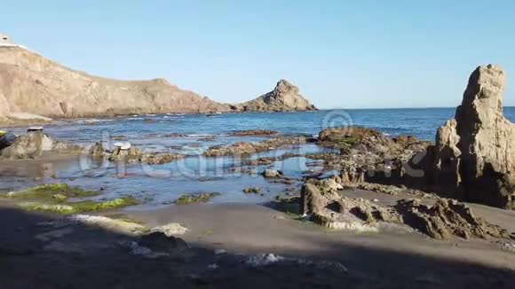 西班牙阿尔梅里亚卡博德加塔尼贾尔公园的洛基海岸安达最大保护区视频的预览图