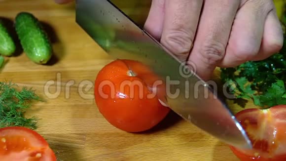 切番茄慢动作视频的预览图