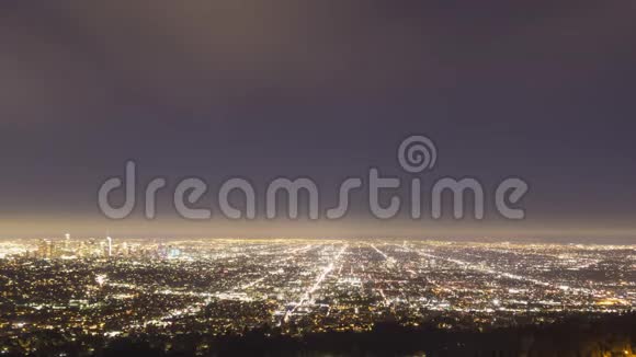 洛杉矶天空之夜美国加利福尼亚视频的预览图