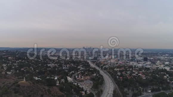 早上在洛杉矶加州美国鸟瞰图视频的预览图