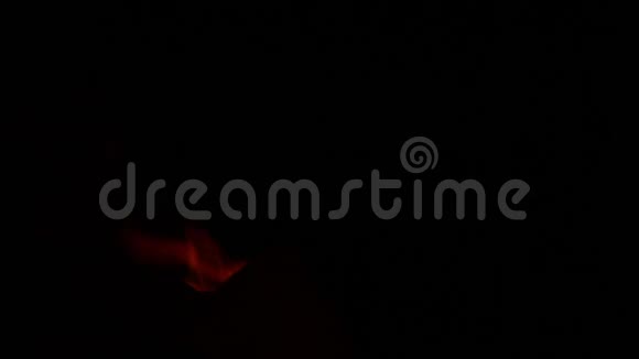 天然火焰黑色背景火焰视频的预览图