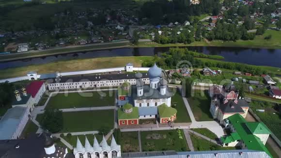 蒂克文设想修道院7月日航拍视频俄罗斯列宁格勒地区视频的预览图
