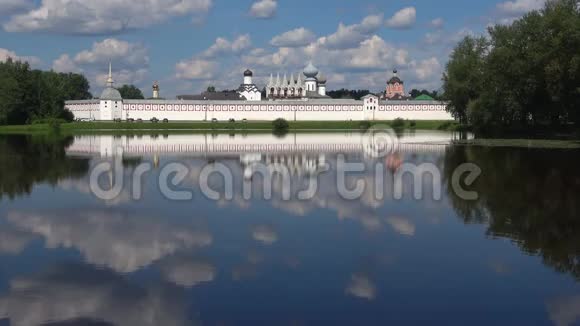 蒂克文设想修道院的景观7月日俄罗斯列宁格勒地区视频的预览图