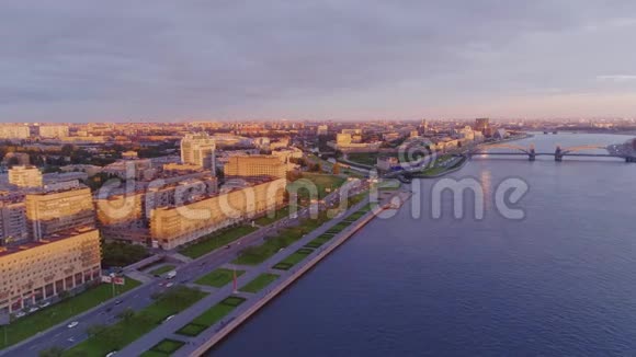 鸟瞰圣彼得堡日落17视频的预览图