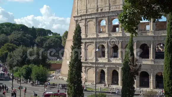 晴天的罗马竞技场视频的预览图