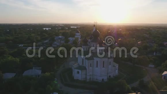 俄罗斯2018年夕阳西下的大教堂视频的预览图
