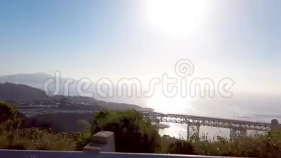 游览旧金山金门大桥视频的预览图