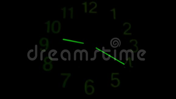 暗光荧光钟时间流逝时间流逝概念时钟运动视频的预览图