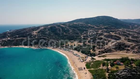 鸟瞰希腊提格尼亚海滩视频的预览图
