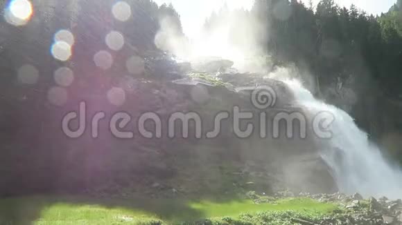 奥地利萨尔茨伯格州的Krimml瀑布克里姆勒阿肯塔河谷视频的预览图