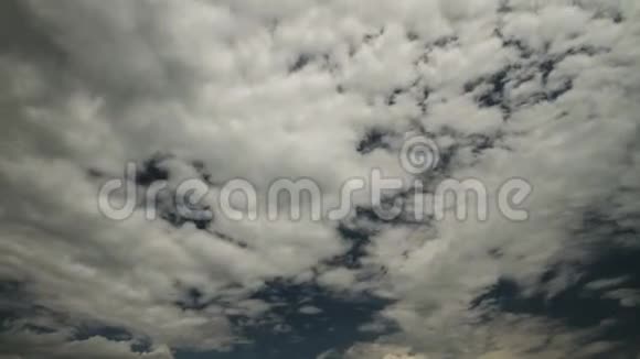美丽的云彩时间流逝4K视频的预览图