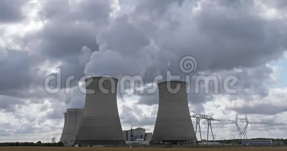 法国卢埃特DampierreenBurly核电站视频的预览图