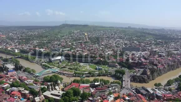 格鲁吉亚首都是第比利斯空中景观视频的预览图