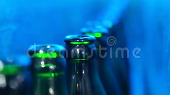 啤酒瓶紫外线处理视频的预览图