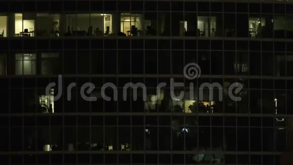 黄昏的办公室窗户视频的预览图