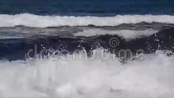 波浪视频的预览图