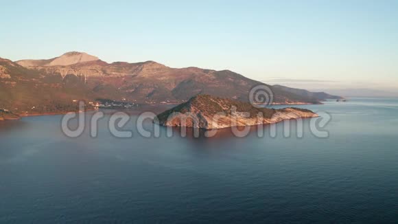 Thasos岛和小岛屿NisidaKinira希腊视频的预览图