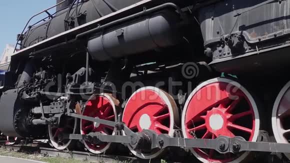 旧蒸汽火车机车轮视频的预览图