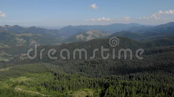 喀尔巴阡山风景如画视频的预览图