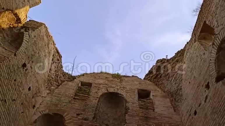 罗马古遗址相机倾斜视频的预览图