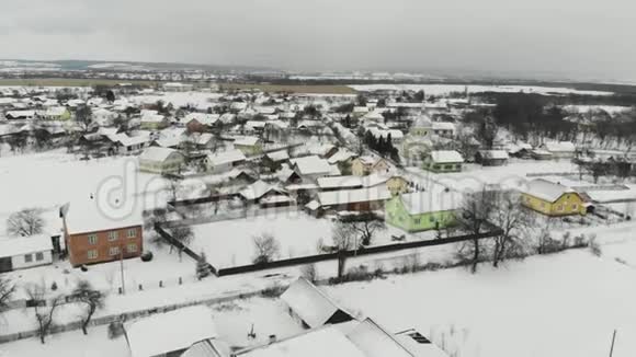 寒冷冬日的雪城视频的预览图