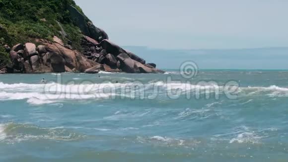 普里亚海通博海滩瓜鲁贾SP视频的预览图