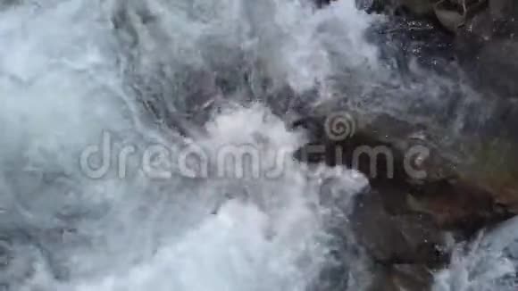 近山河上顶景视频的预览图