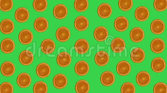绿色背景上鲜艳的橘子动画视频的预览图