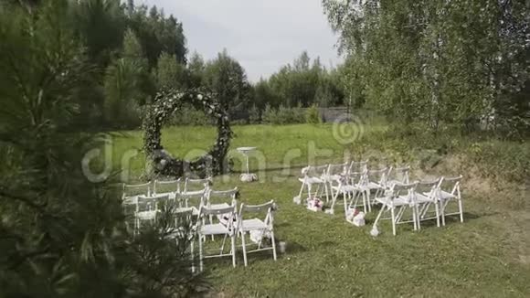 出口婚礼登记的漂亮装饰视频的预览图