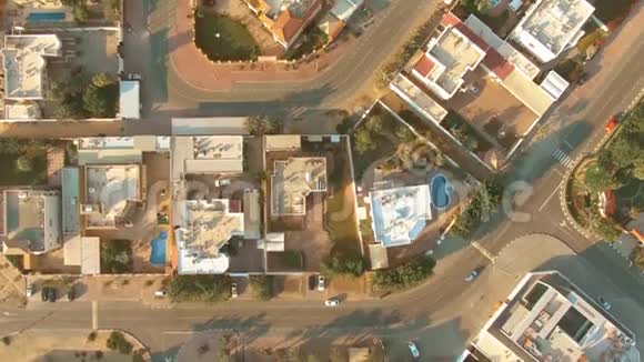 阿联酋迪拜一个住宅区的空中拍摄视频的预览图