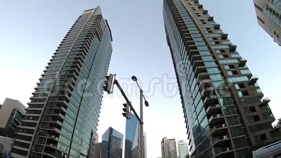摩天大楼高耸入云视频的预览图