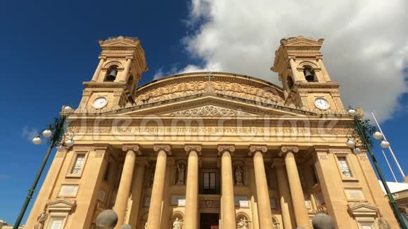 马耳他的莫斯塔尔圆形大教堂视频的预览图