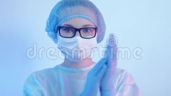 麻醉师肖像女医生鼓掌视频的预览图