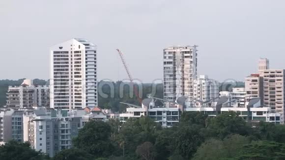 新加坡金融大厦的高视角视频的预览图