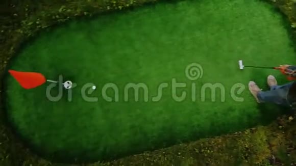 完美的高尔夫球杆视频的预览图