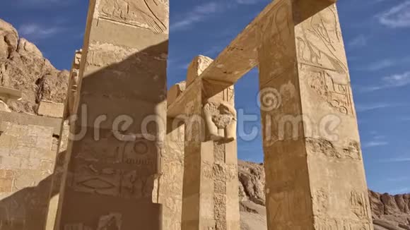 埃及卢克索哈特谢普苏特的殡仪馆视频的预览图