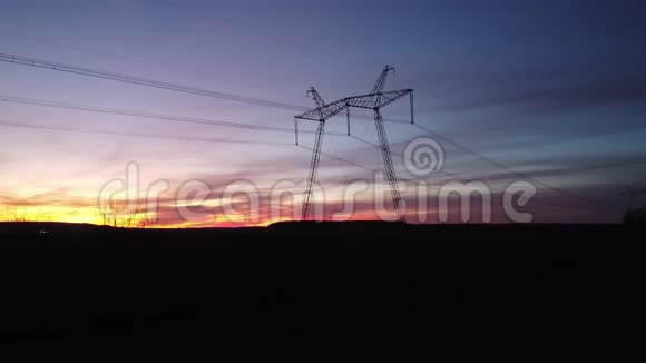 电力线路输电铁塔视频的预览图