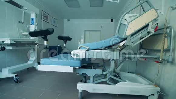 医院的妇科检查椅视频的预览图