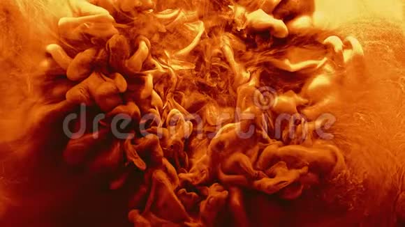 流动油烟背景橙色金色蒸汽云视频的预览图