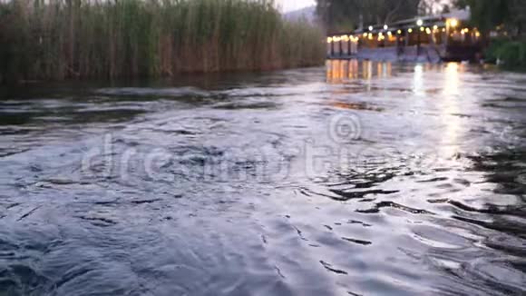 土耳其AzmakAkyaka的慢动作河流视频的预览图
