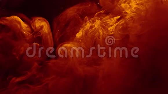 水流运动火花红橙蒸汽混合物视频的预览图