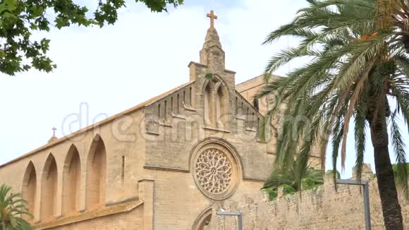 阿尔库迪亚老城圣约姆教堂在马约卡4k录像视频的预览图