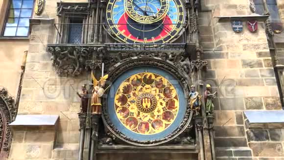 捷克共和国市政厅塔上的布拉格天文钟Orloj4k段录像视频的预览图